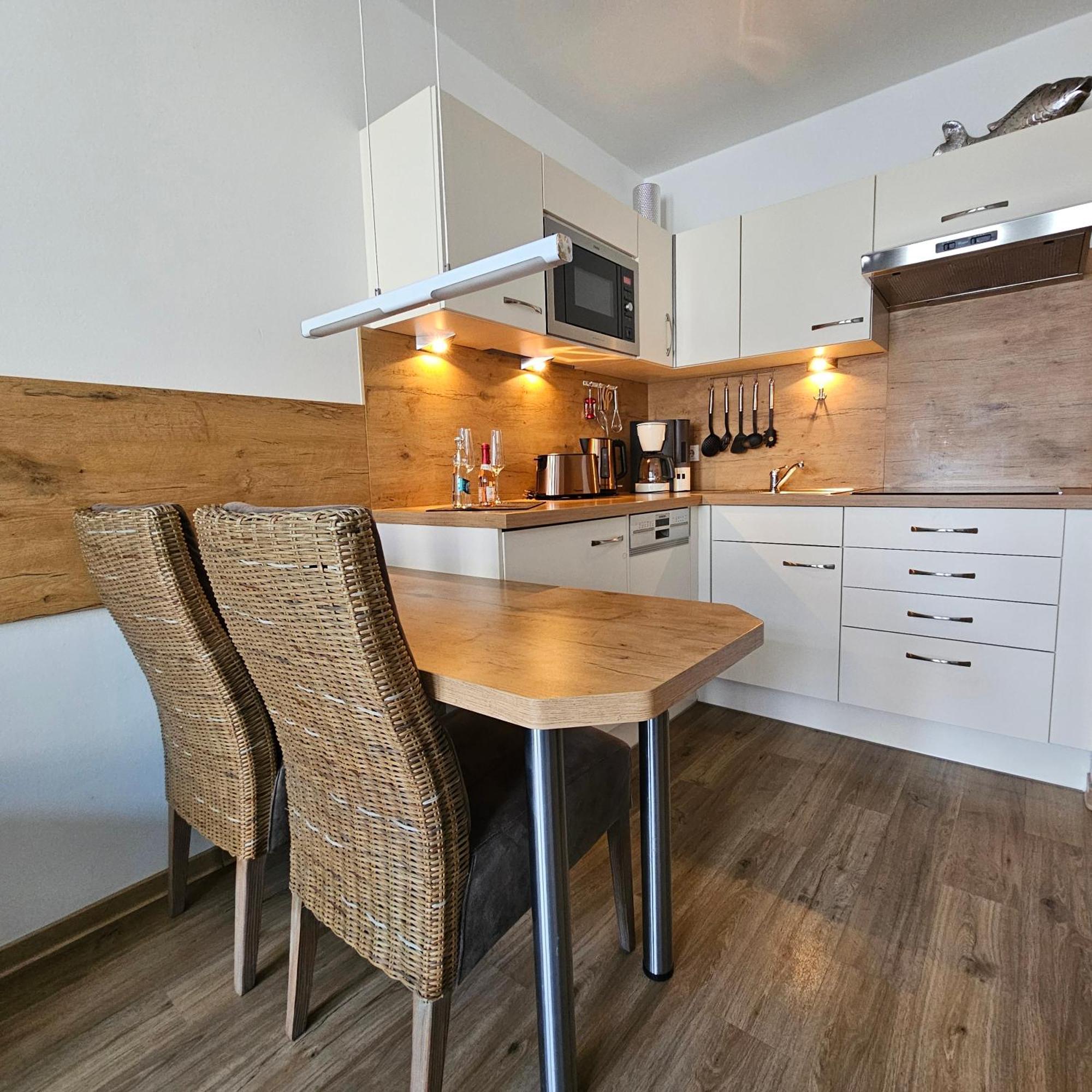 Sun Island Apartment Баабе Екстериор снимка